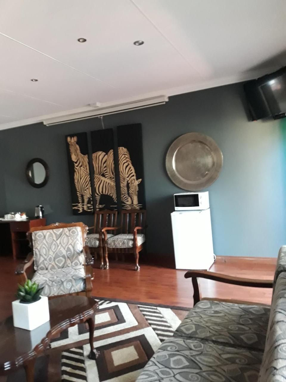 Aalwyns Guesthouse Vanderbijlpark Exterior foto